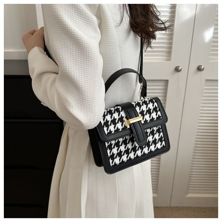 Chic Houndstooth Handbag
